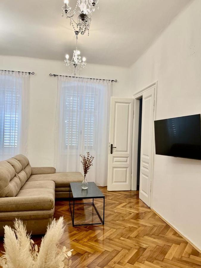 Lux Apartmans Daire Pula Dış mekan fotoğraf